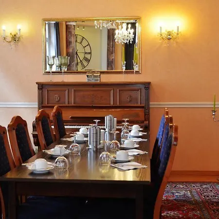 Hotel Stadt 3*