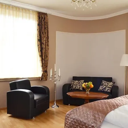 Hotel Stadt 3*