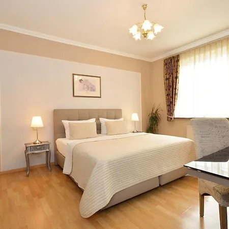 Hotel Stadt 3*